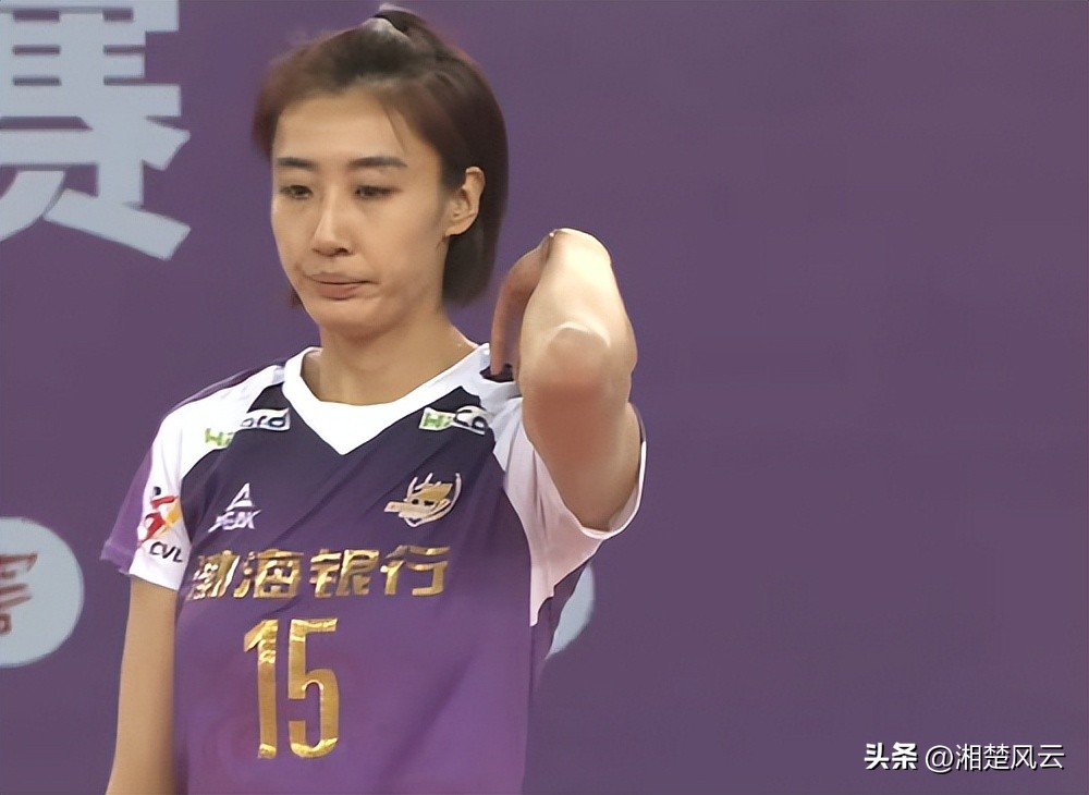 天津女排3-0战胜上海女排个人数据,天津女排在新赛季的阵容非常强大