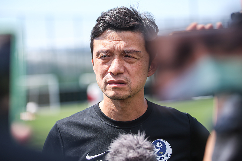 李铁案件持续发酵！02黄金一代球员被查，谢晖早有预料：干净一点