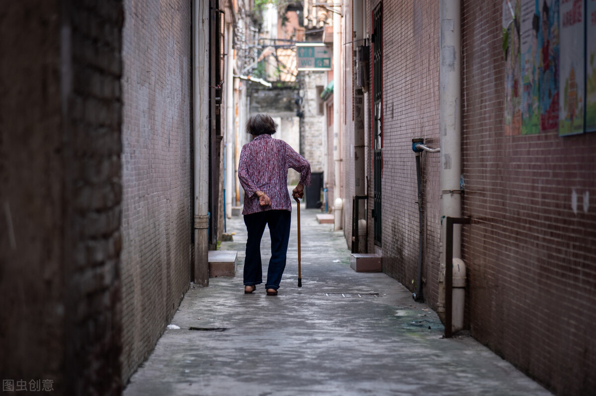 老年痴呆属于重大疾病吗？得了老年痴呆还能买保险吗？