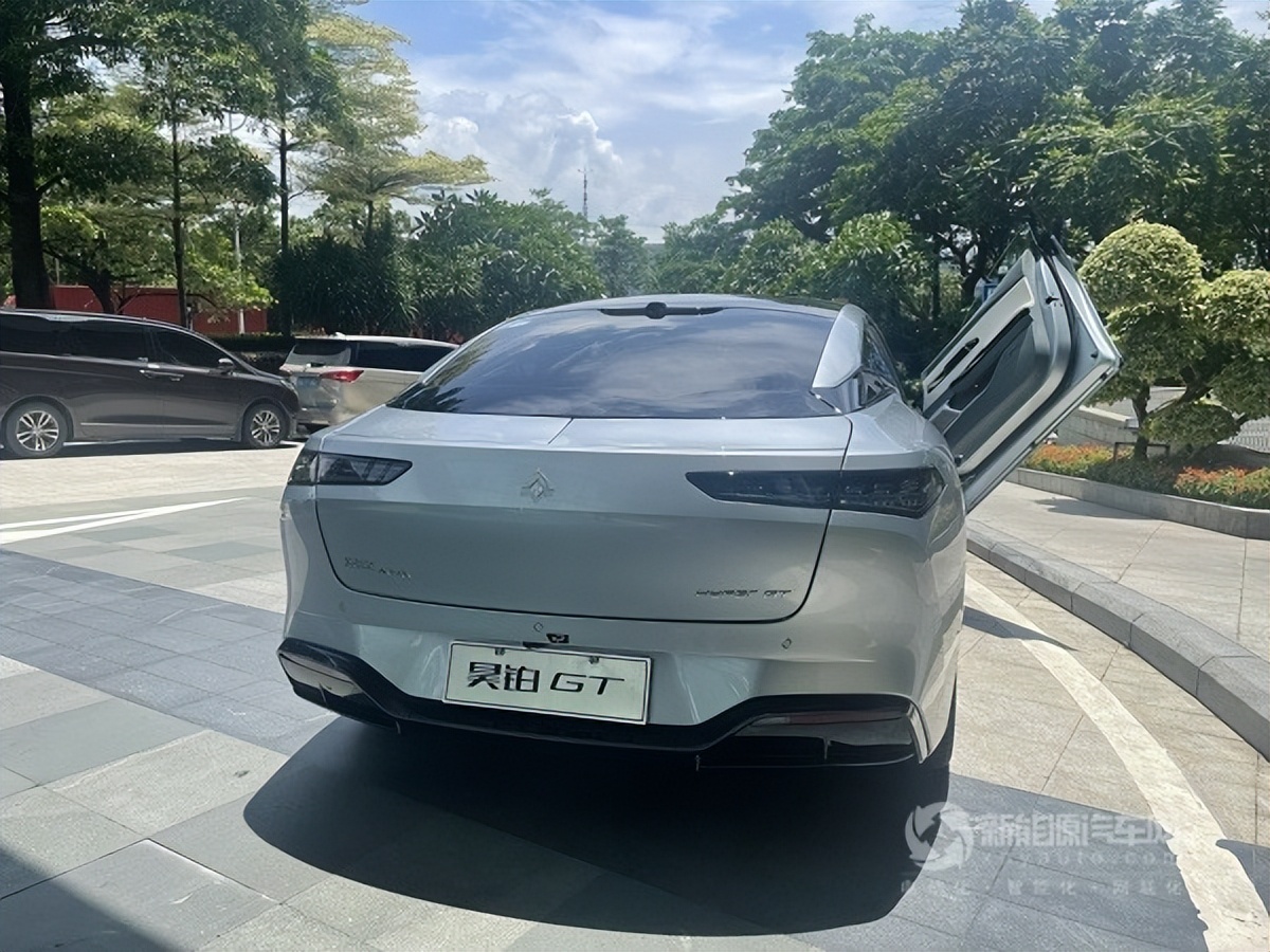 广汽昊铂gt旋翼版落地价,昊铂gt高端豪华轿跑