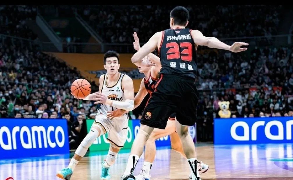 逗妹吐槽：丁丁比利时队长裤袜队副，不怕裤袜再一次“转正”？