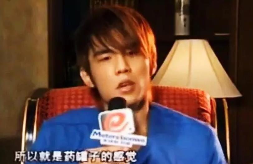 李宇春面对人生的挫折,李宇春因为什么原因坐轮椅