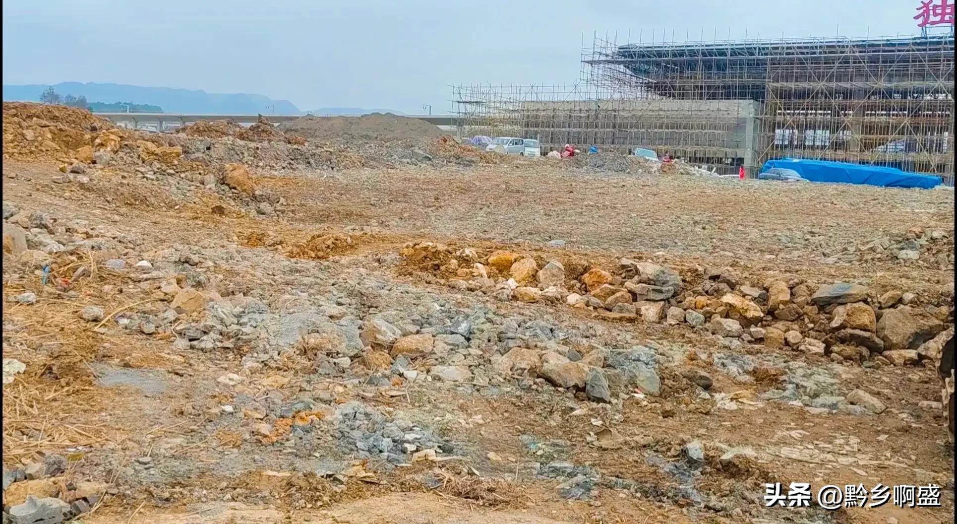 贵南高铁独山东站最新视频,贵州热点贵南高铁