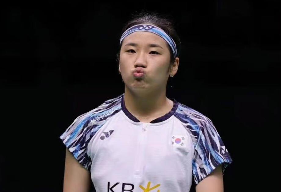 韩国羽毛球世界冠军被开除,韩国天才羽毛球少女刚出道的视频