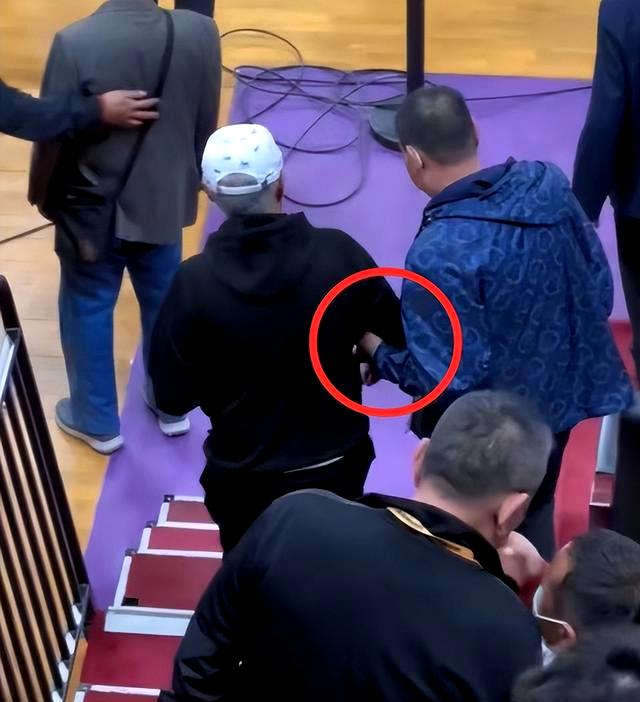 赵本山脑溢血最新,赵本山如今身体健康如何