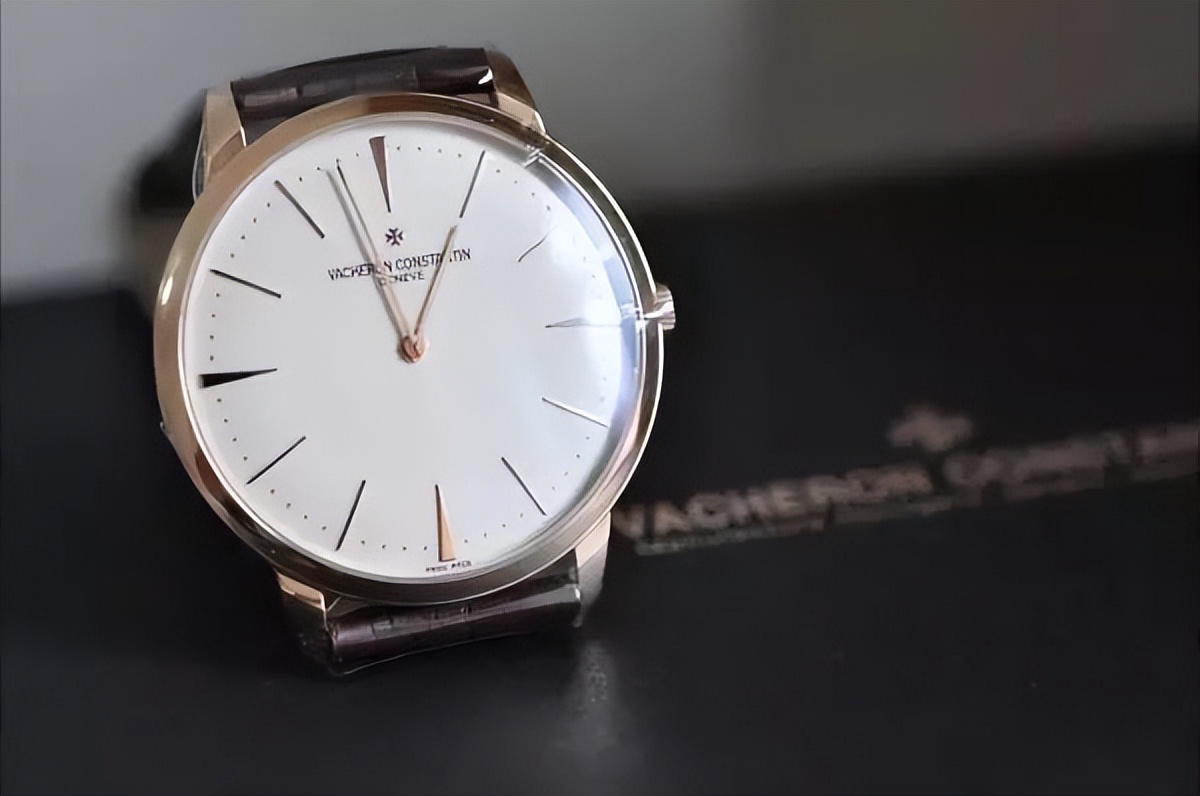 世界奢侈品牌背后的故事,奢侈品牌成长史