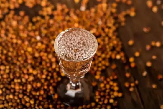 浓香型纯粮食白酒成本是多少,茅台镇的纯粮食酒成本多少钱