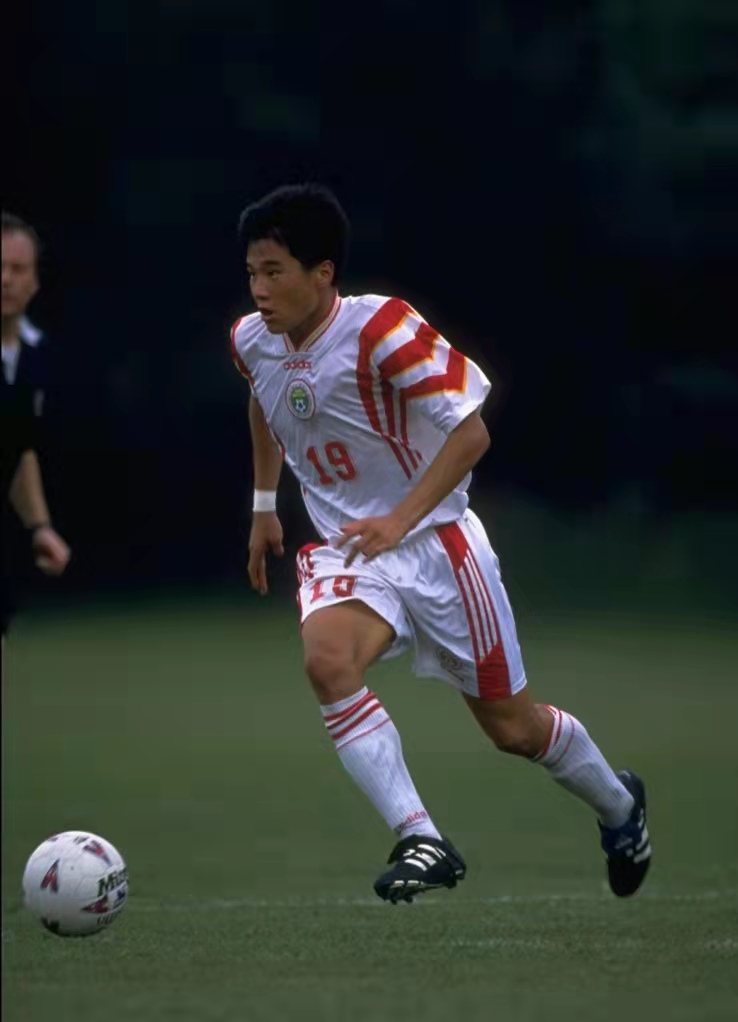 李金羽健力宝生涯,健力宝足球队李金羽为何退役