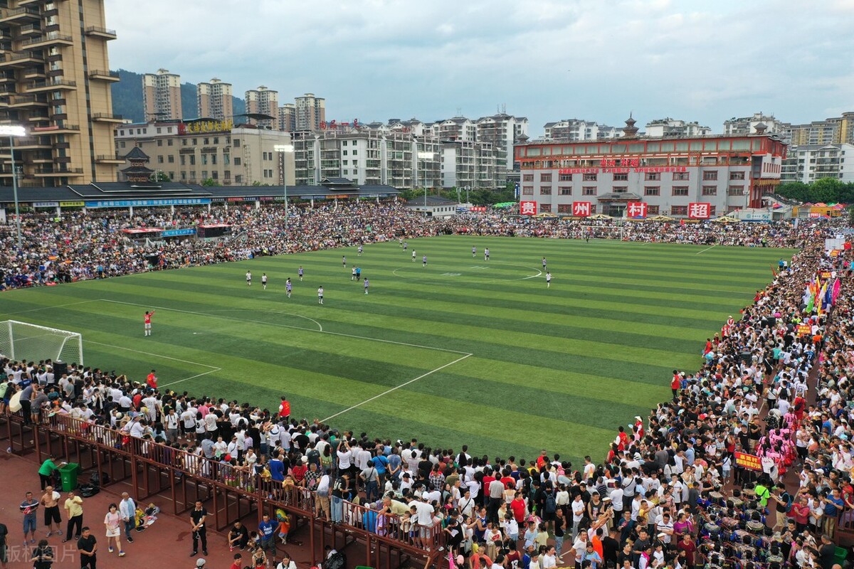 不要门票的“村超”，给榕江拉来2亿元的收入，这个引流思维绝了