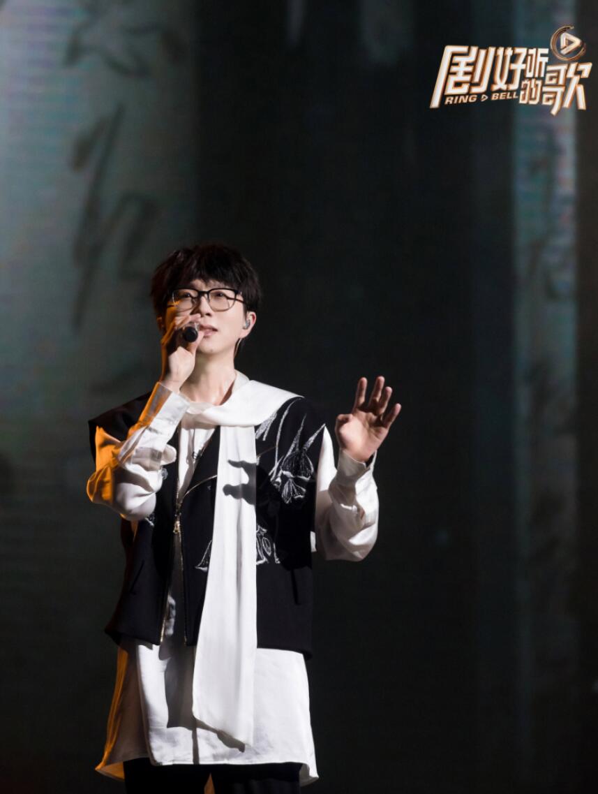 颜人中告五人社恐相遇空气结冰优酷《剧好听的歌》唱响音乐江湖