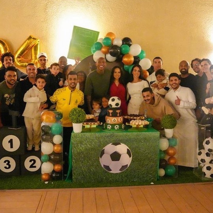 c罗参加塔利斯卡生日,可爱c罗