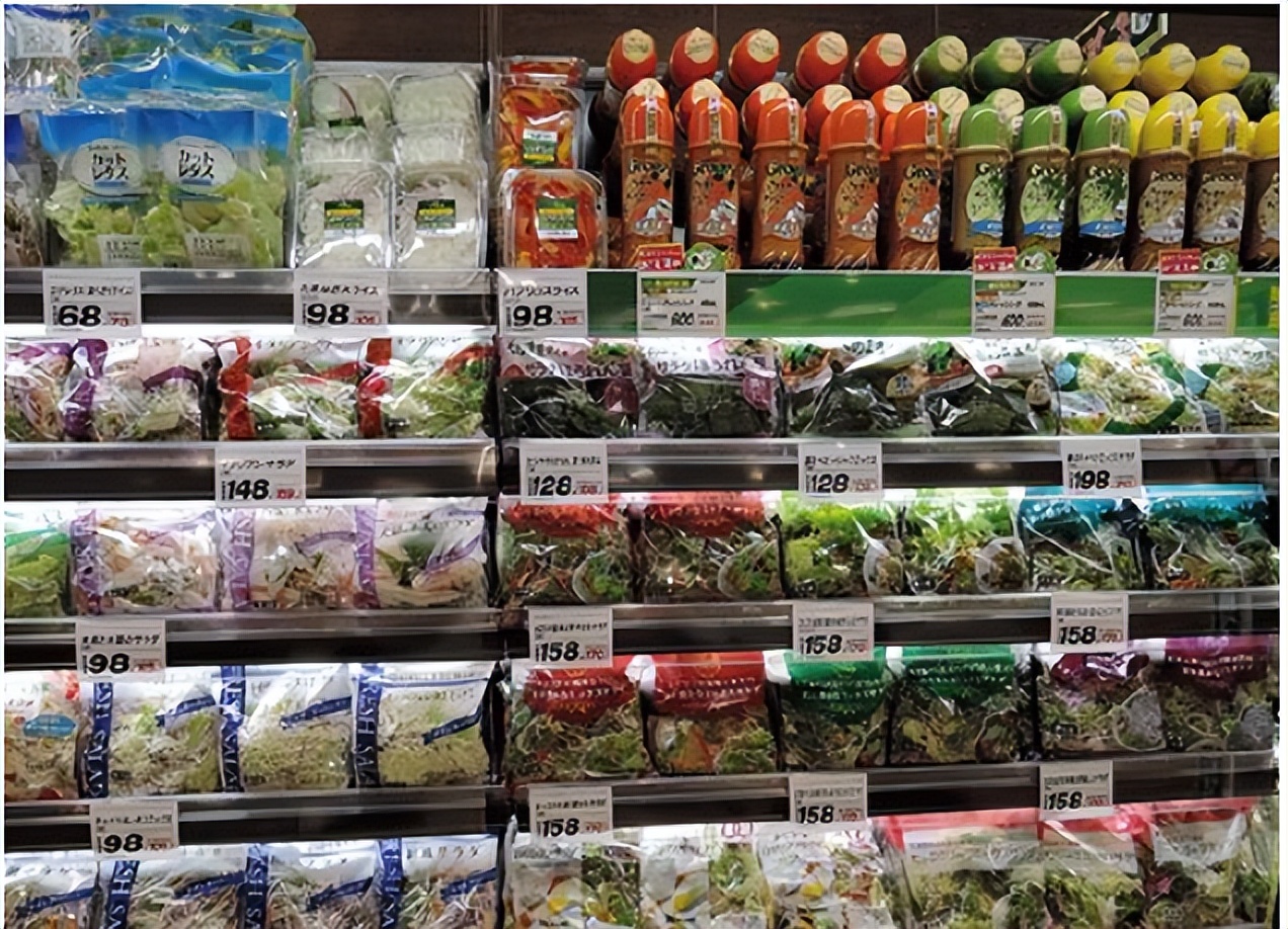 日本超市的快餐是怎么做的 (日本超市自助餐怎么开)