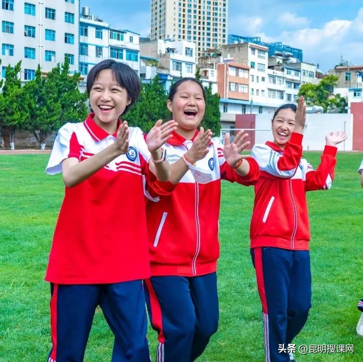 多彩生活缤纷寒假,多彩生活文化活动校园