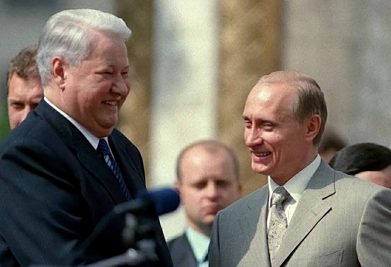 普京收入曝光,普京一年收入