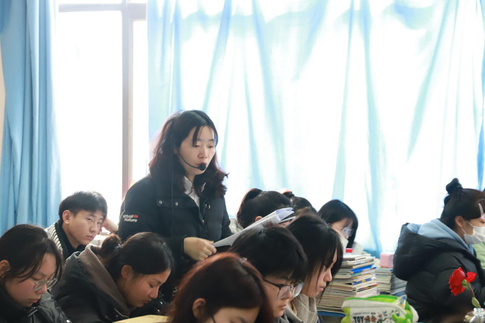 初中毕业读中专还是技校好,初中毕业技校和中专怎么选