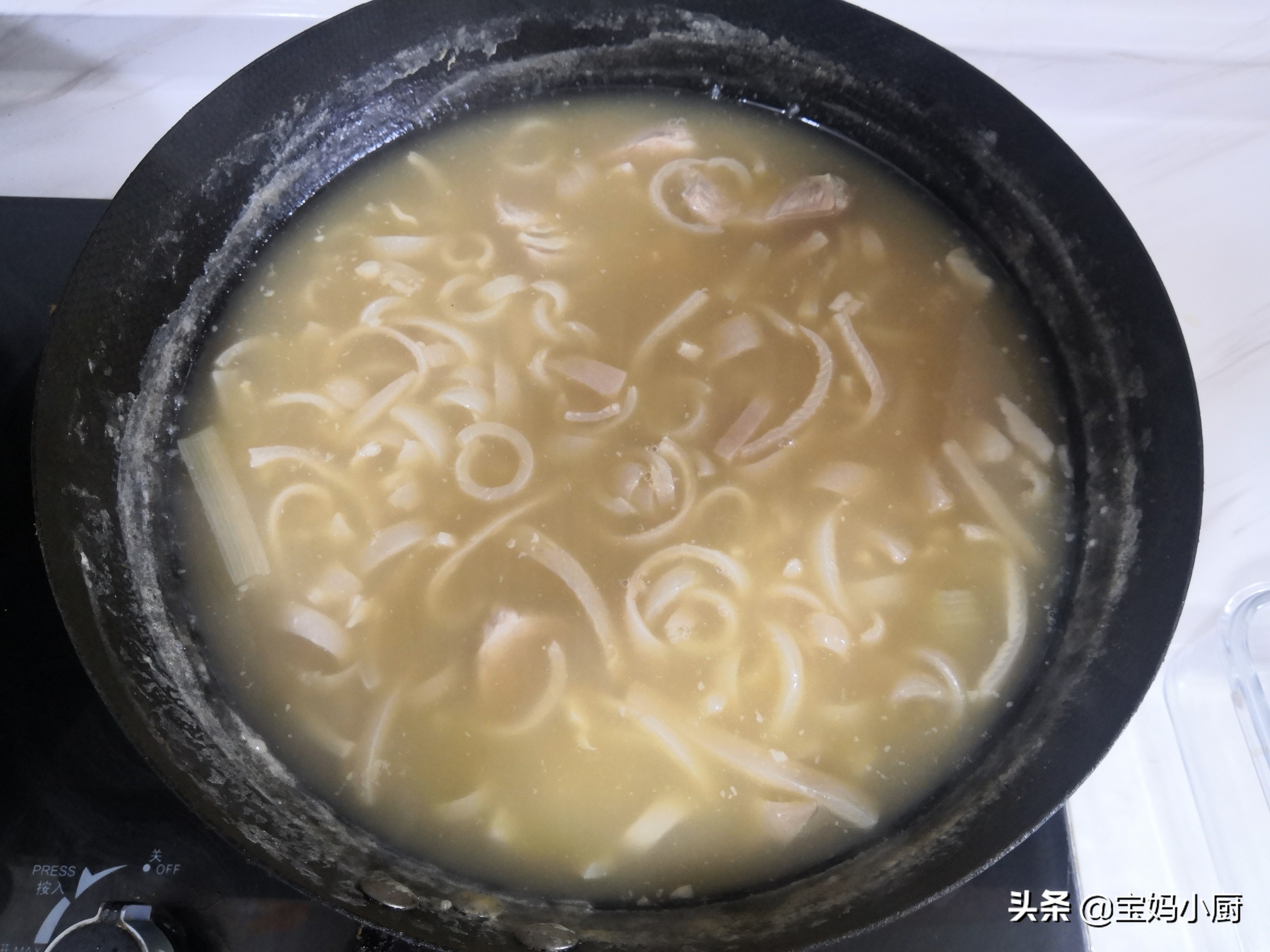 皮冻的绝密配方,老妈30年做皮冻秘诀