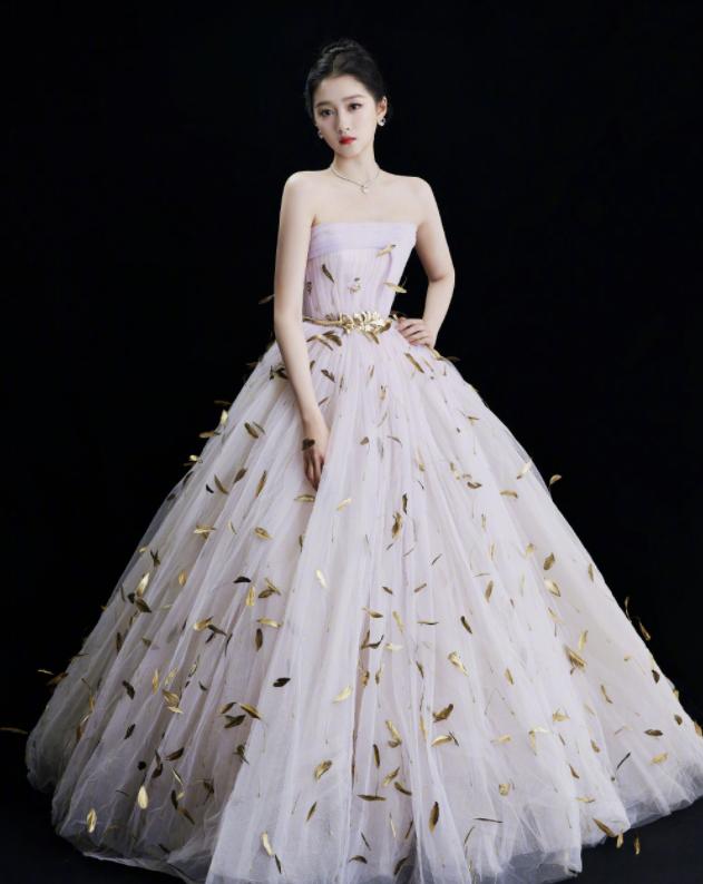 关晓彤于文文同框,于文文和关晓彤同框