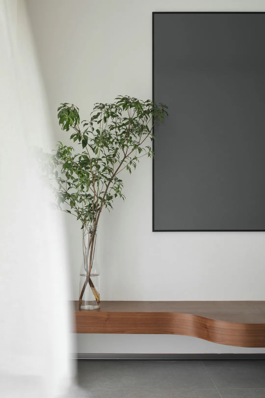 看了女人才知道什么是气质,如何把大白墙改造更高级