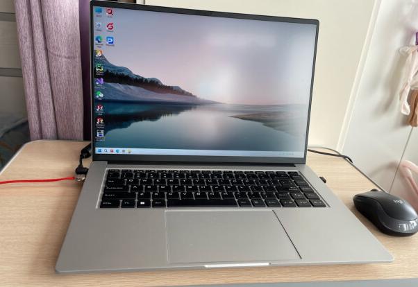 机械革命*界无**16Pro游戏本用防眩光雾面屏，是不是最大的败笔？