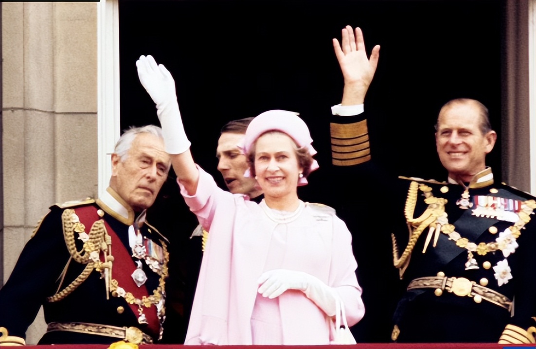 登基70周年！每年一张照片带你回顾女王的传奇人生