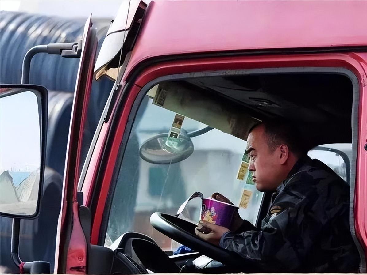 货车驾驶员辛苦吗,货车司机辛苦经典句子