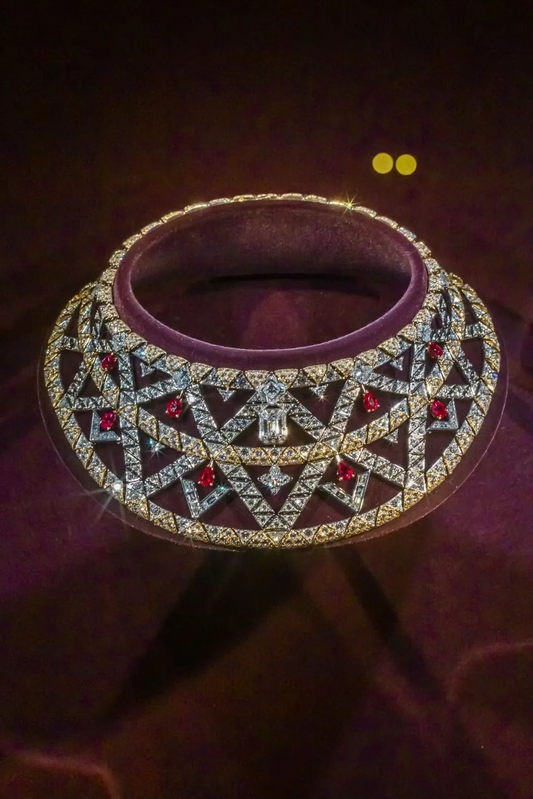 为什么名媛贵妇都爱钻石？2023年流行这5种…