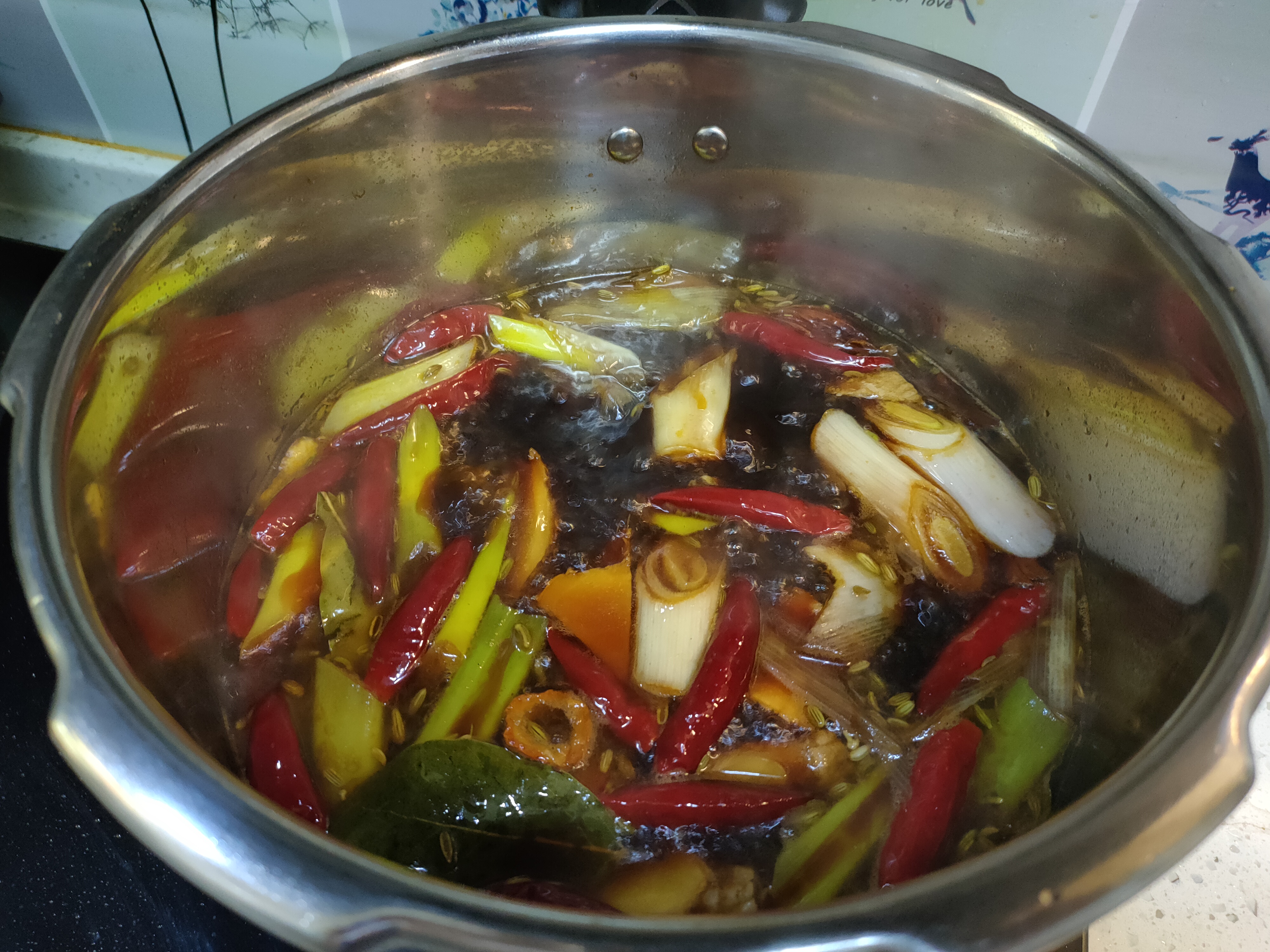 做酱牛肉正宗的焯水做法,酱牛肉炒散花