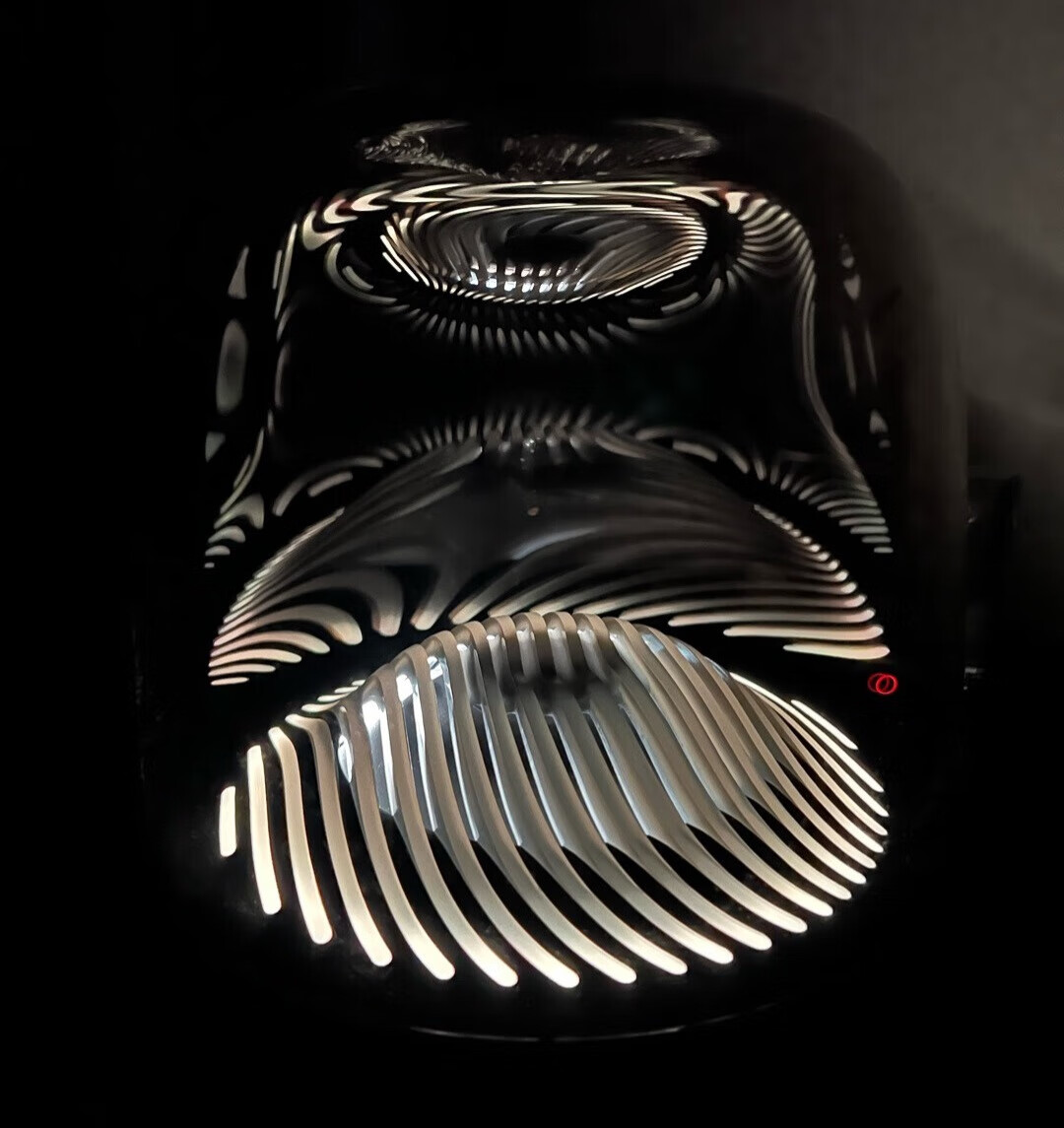 新款游戏本买不起，就把音箱换新吧！在桌面放个音乐琉璃3代