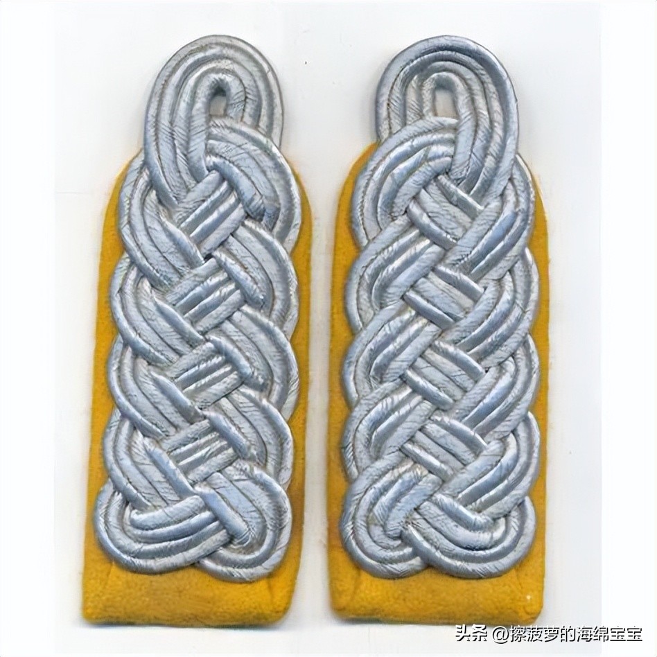 二战德国空军军衔标志,二战德国军衔级别对照表