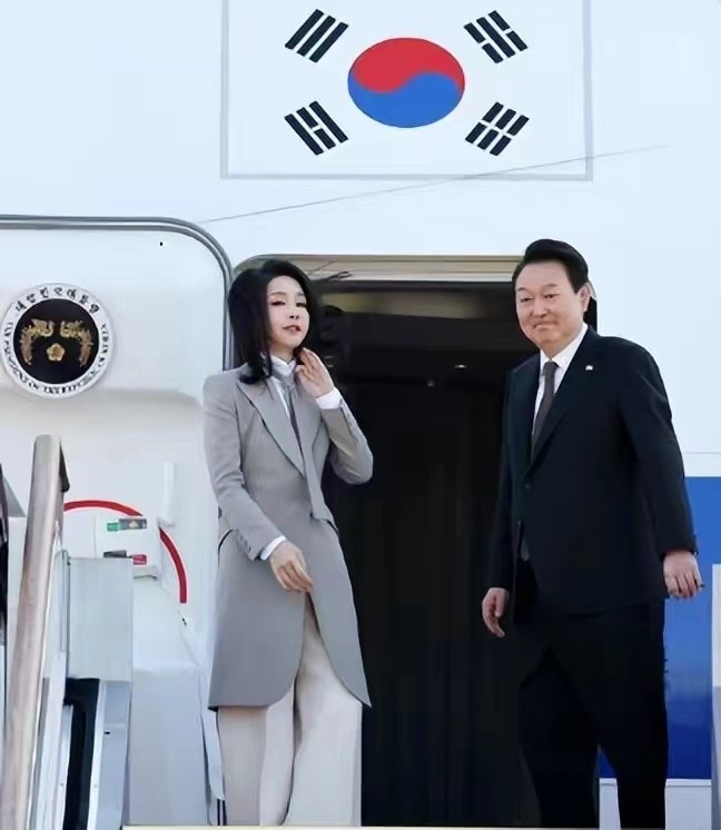 韩国第一夫人访问西班牙,韩国第一夫人访美服装秀