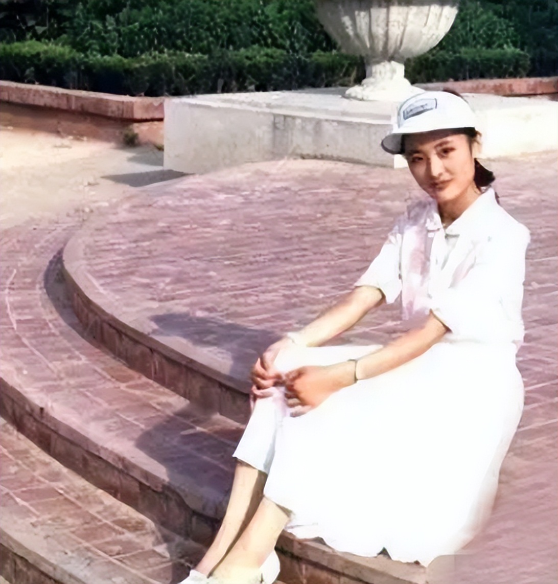 美女周涛：离开才子改嫁富豪，真实内幕不世俗