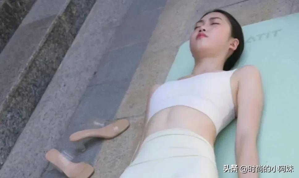 鲨鱼裤瑜伽裤为什么不能外穿,瑜伽裤和鲨鱼裤哪个适合当秋裤