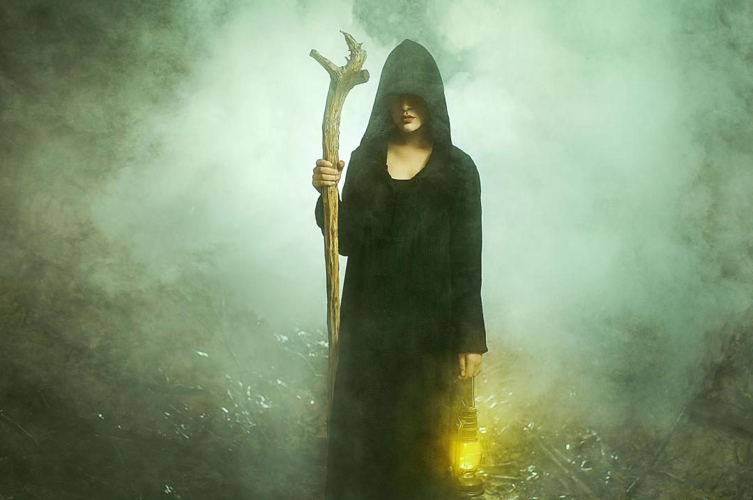 “灵媒”福克斯三姐妹的“花样”世界