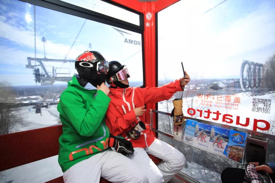 燃情冰雪相约冬奥,燃情北京冬奥共赴冰雪之约