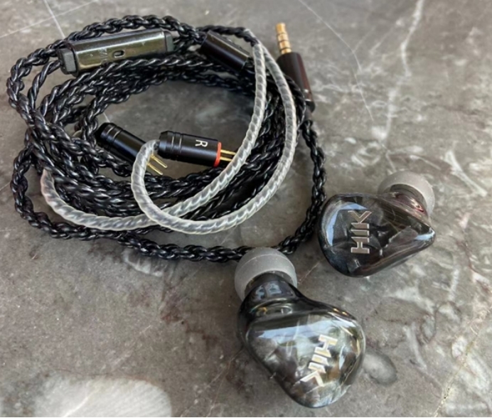 什么牌子的耳机音效好一点耐用,什么品牌的有线耳机音质比较好