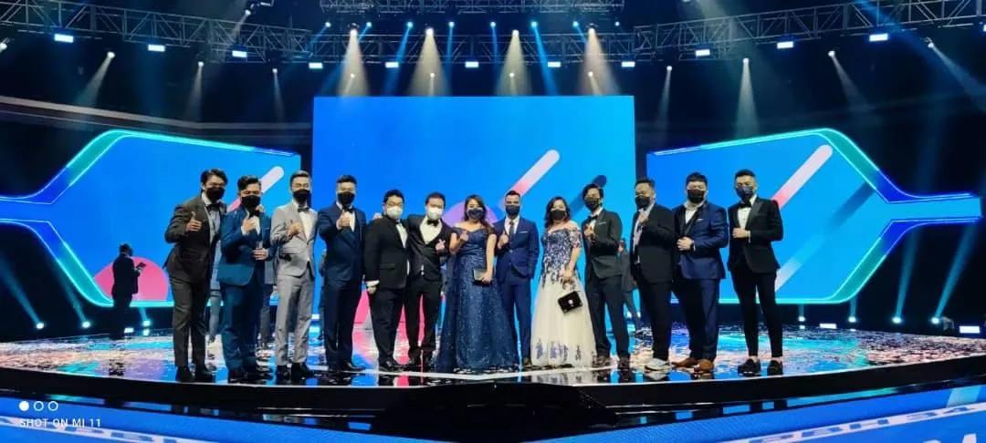 地球另一边的小米人