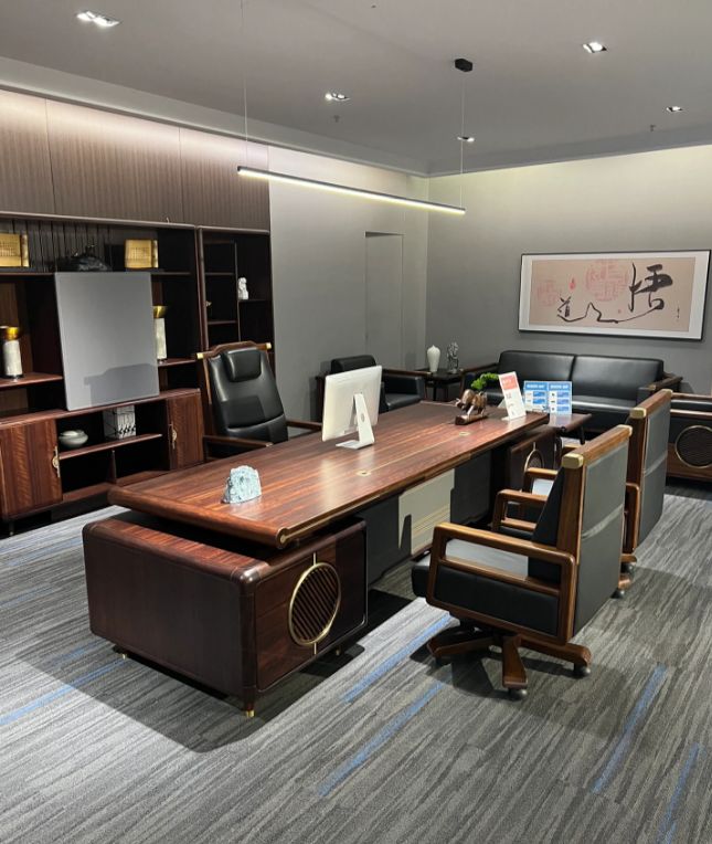 老板办公室装修复古家具效果图,100平老板办公室家具效果图