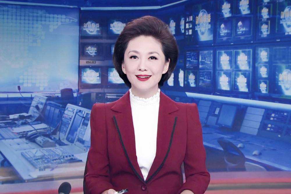 央视美女海霞有孩子吗,48岁主持海霞近照