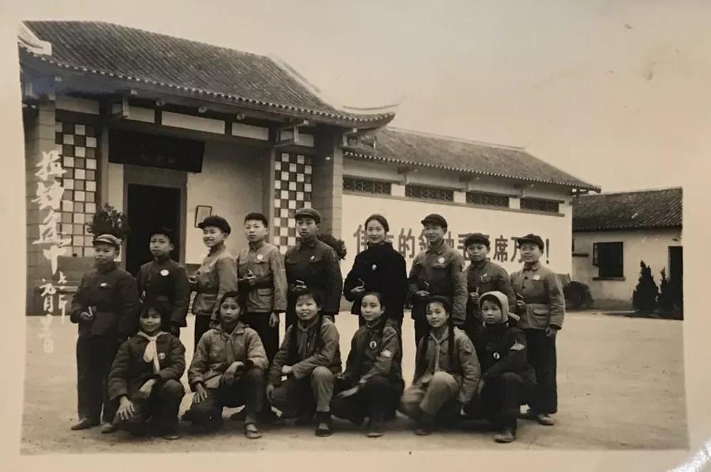 难忘小学的时光作文,难忘校园时光