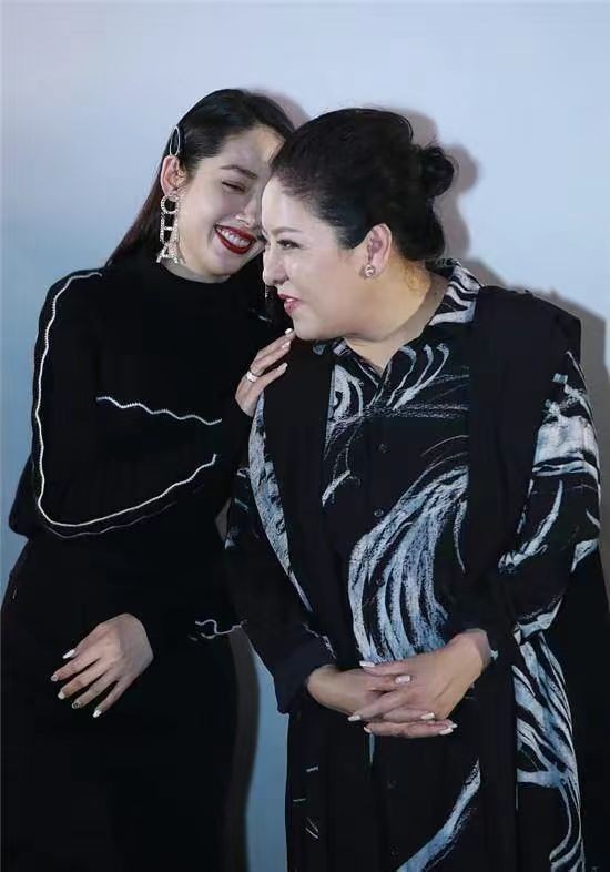 向佐跟郭碧婷的近况,向佐和郭碧婷现在什么关系