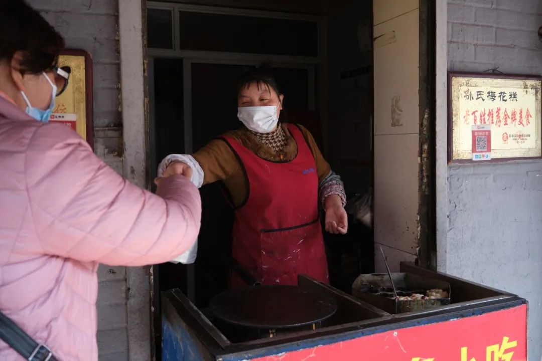 “我说它是南京小吃头牌，有人反对吗？”