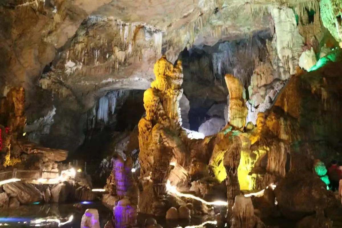 洞穴的形成科普,天然洞穴形成的4个阶段