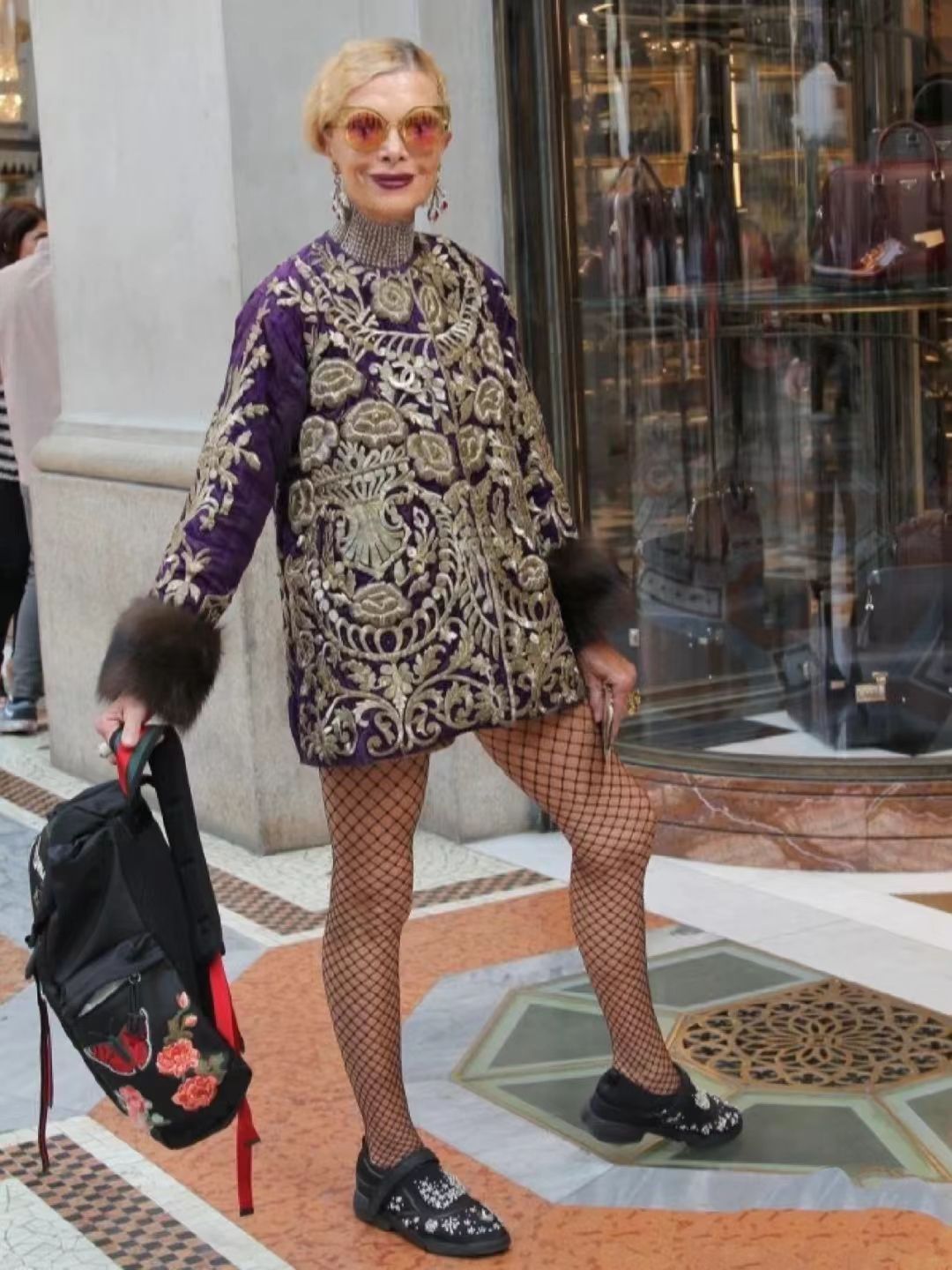 老年人穿着打扮要得体,40岁老阿姨怎么穿搭好看