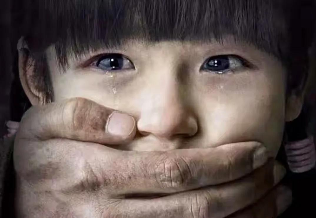 西安6岁*女幼**被拐，卧薪尝胆9年，亲手将人贩子和养父母绳之以法