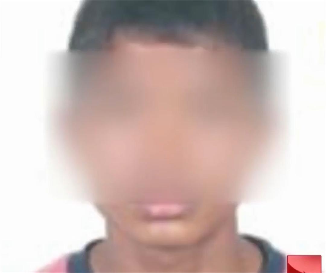 60澶氬瞾鑰佷汉杞借揣琚氦璀︽姄鍚庣画,鑰佷汉鎷栧甯﹀彛