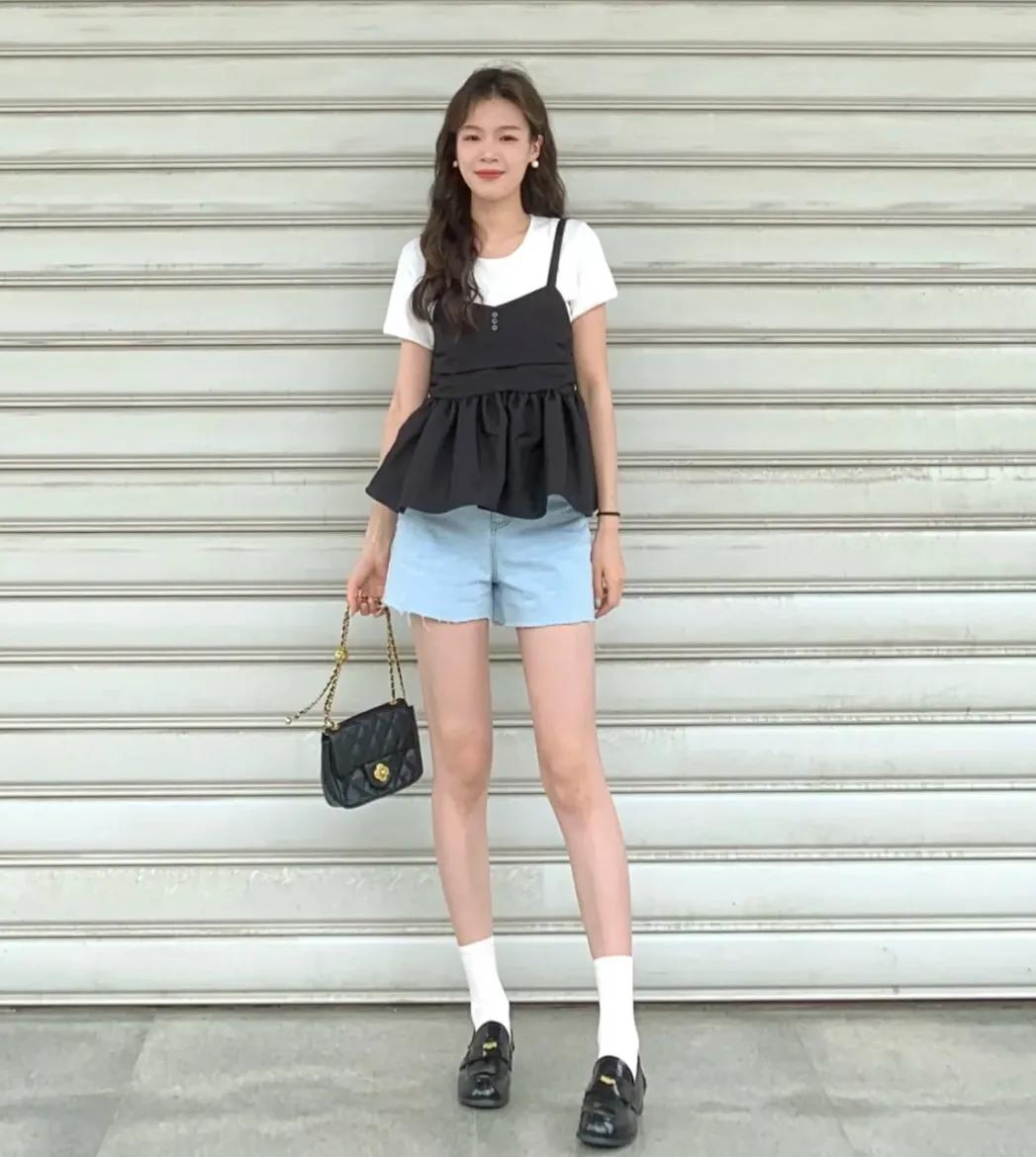 20组牛仔短裤穿搭示范：实穿又百搭好看又好学