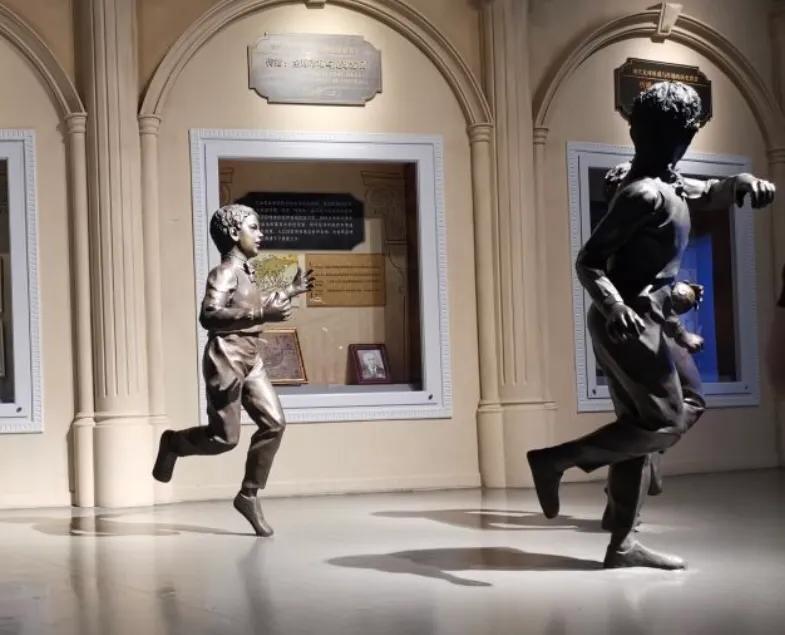 凯捷自驾,自驾迈凯伦视频