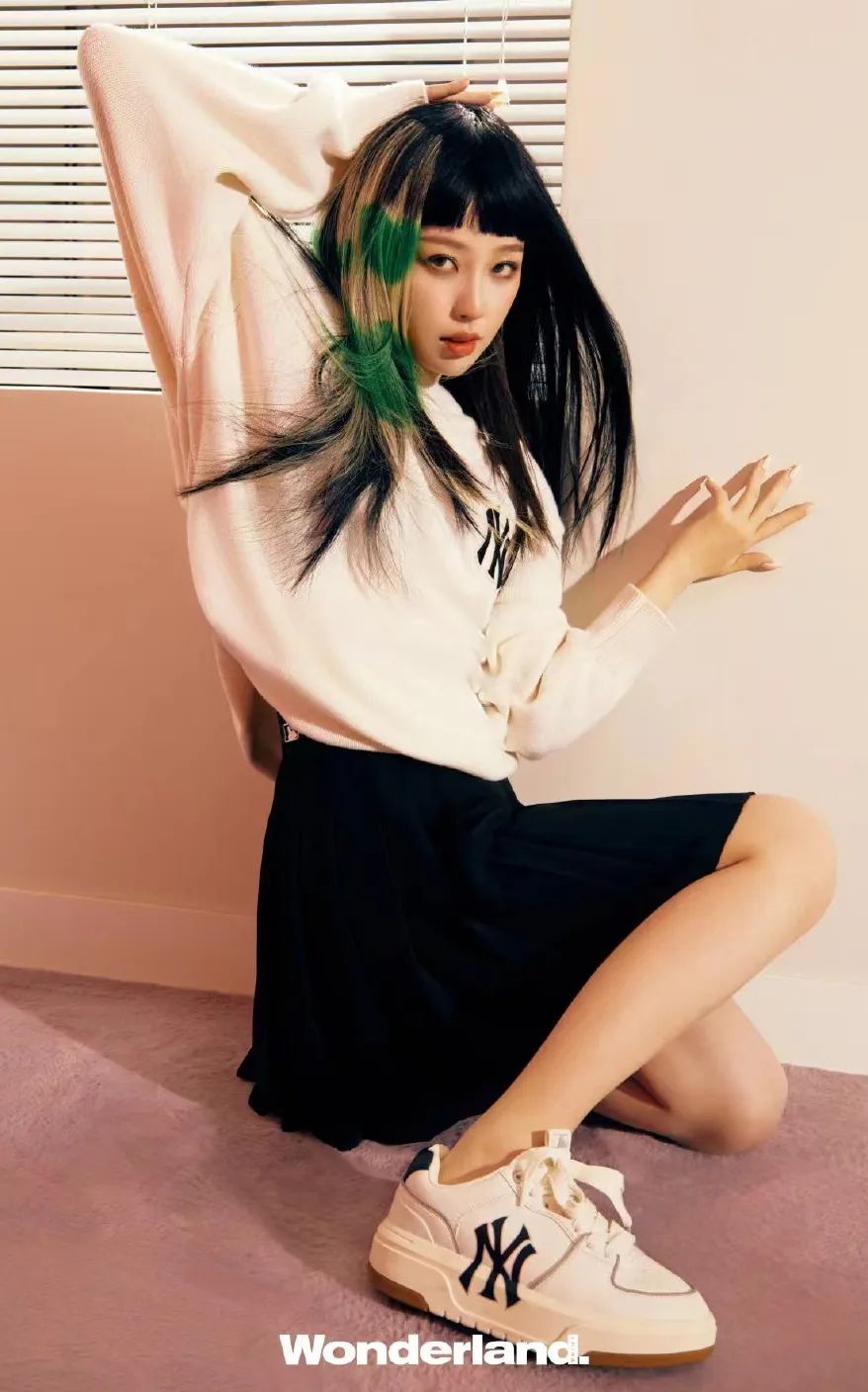 赵丽颖一头红发绚丽吸睛,赵丽颖红发造型