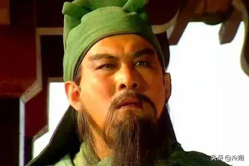 曹魏大将夏侯惇的武艺,曹操评价夏侯惇与张辽武艺