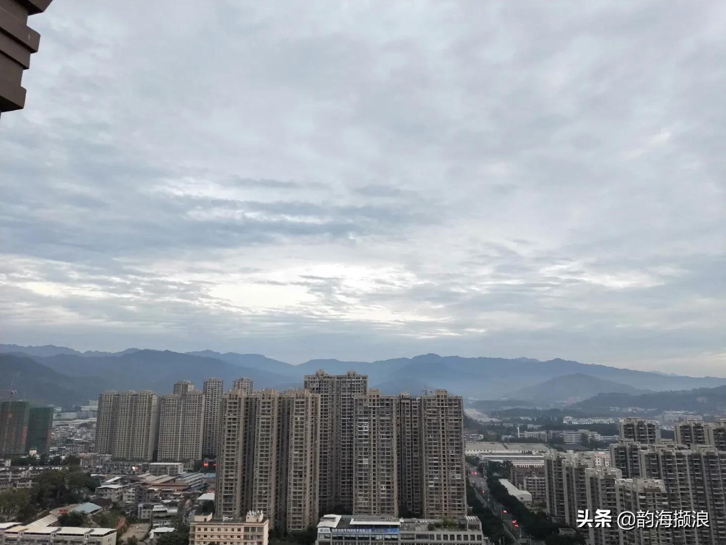 山城龙岩,龙岩风景区群山环绕